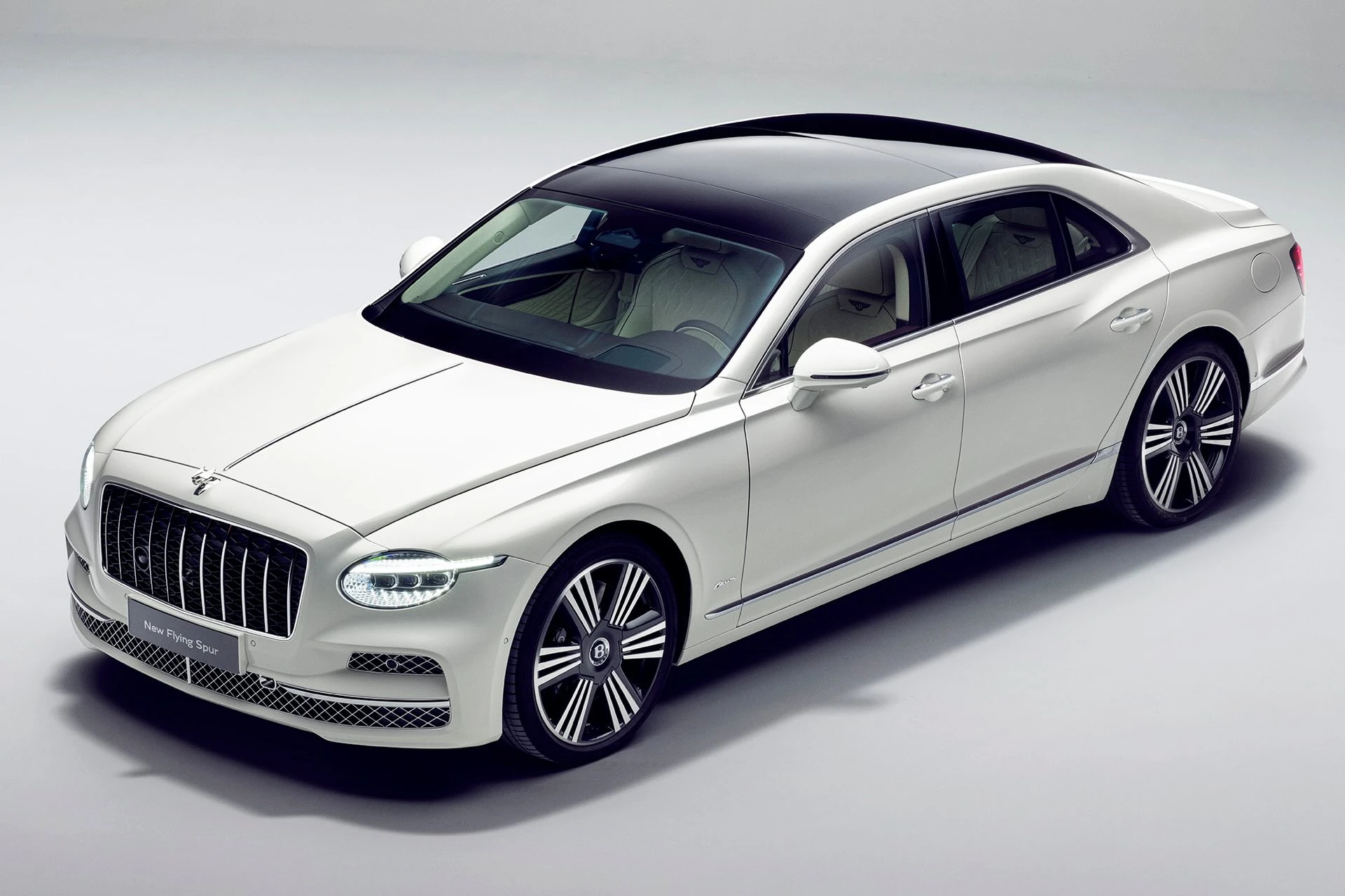 Bentley Flying Spur thế hệ mới chính thức ra mắt