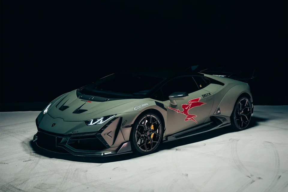 Lamborghini Huracan EVO hầm hố với gói độ DarwinPRO