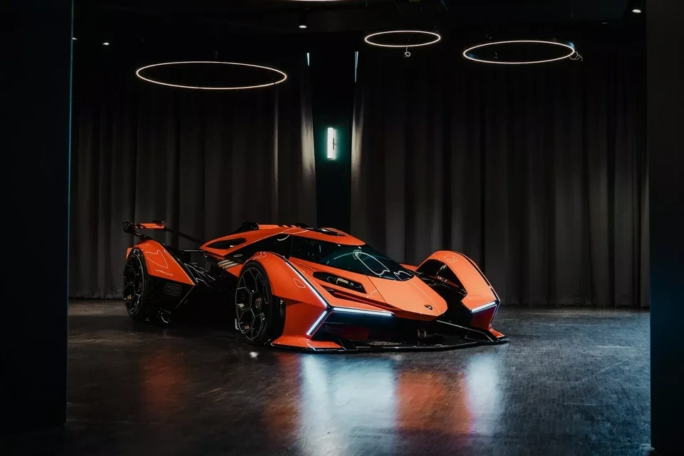Lamborghini Lambo V12 Vision Gran Turismo bất ngờ tái xuất sau 6 năm
