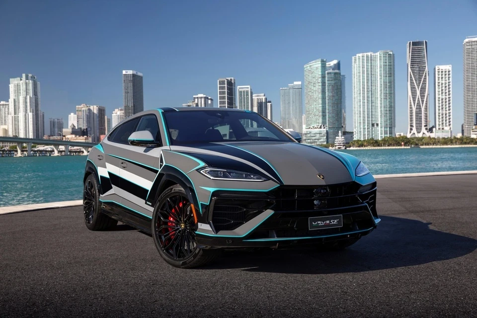 Ngắm siêu phầm Lamborghini Urus SE mang phong cách Miami