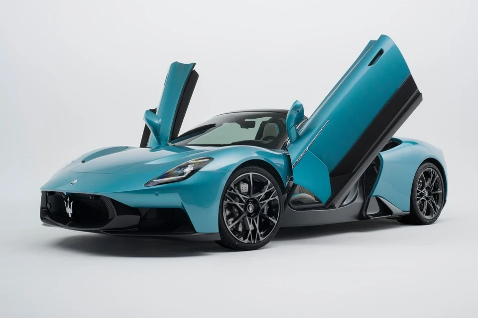 Maserati MCPura - Bản nâng cấp từ siêu xe Maserati MC20