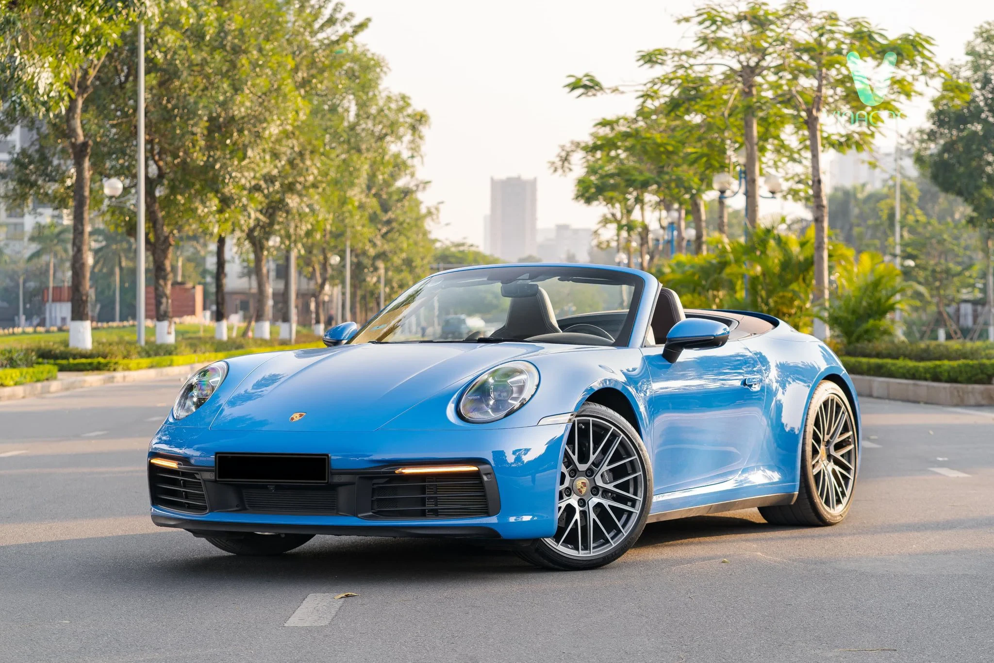 Porsche 911 Cabriolet GTS 2021