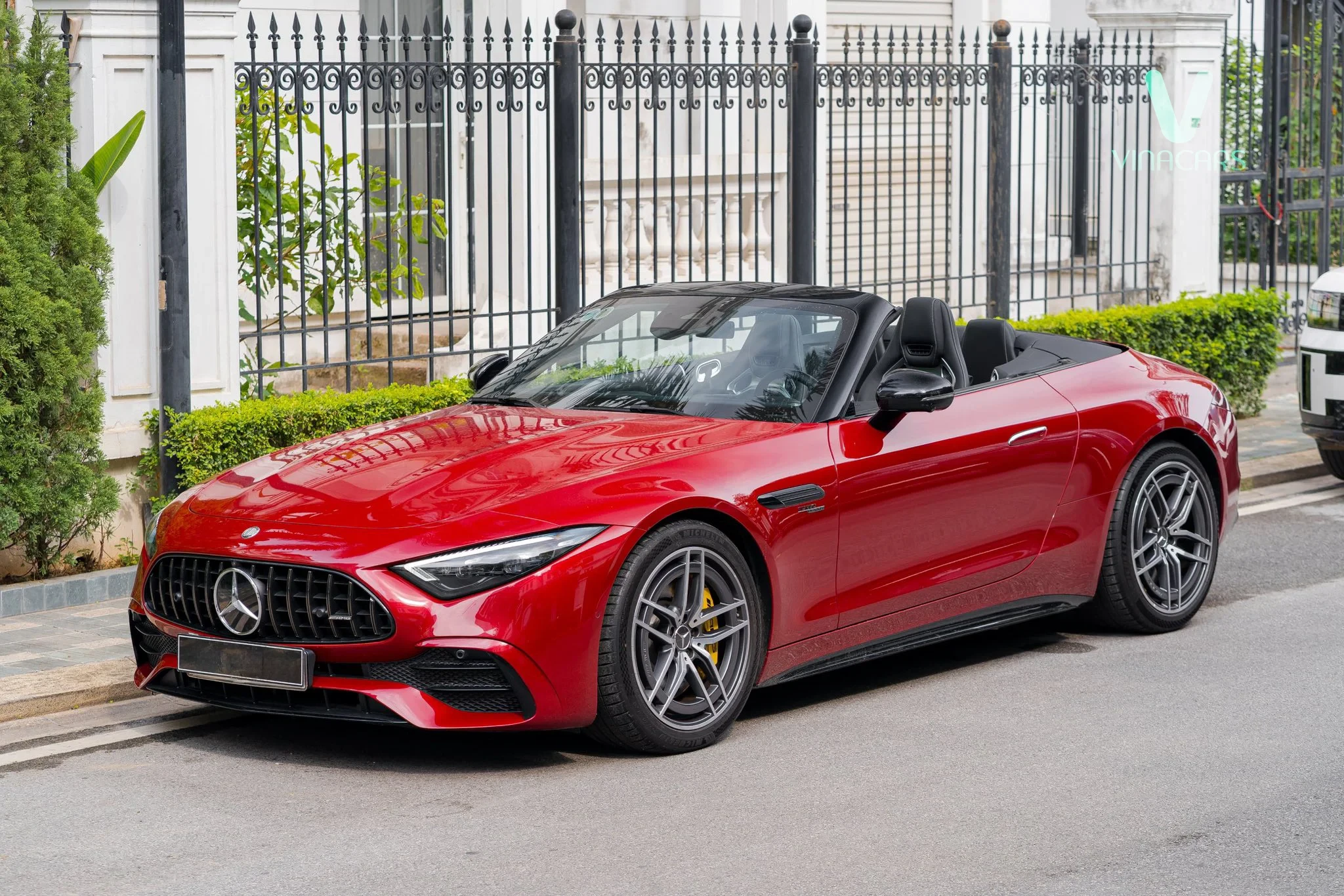 Mercedes SL43 AMG Convertible 2023
