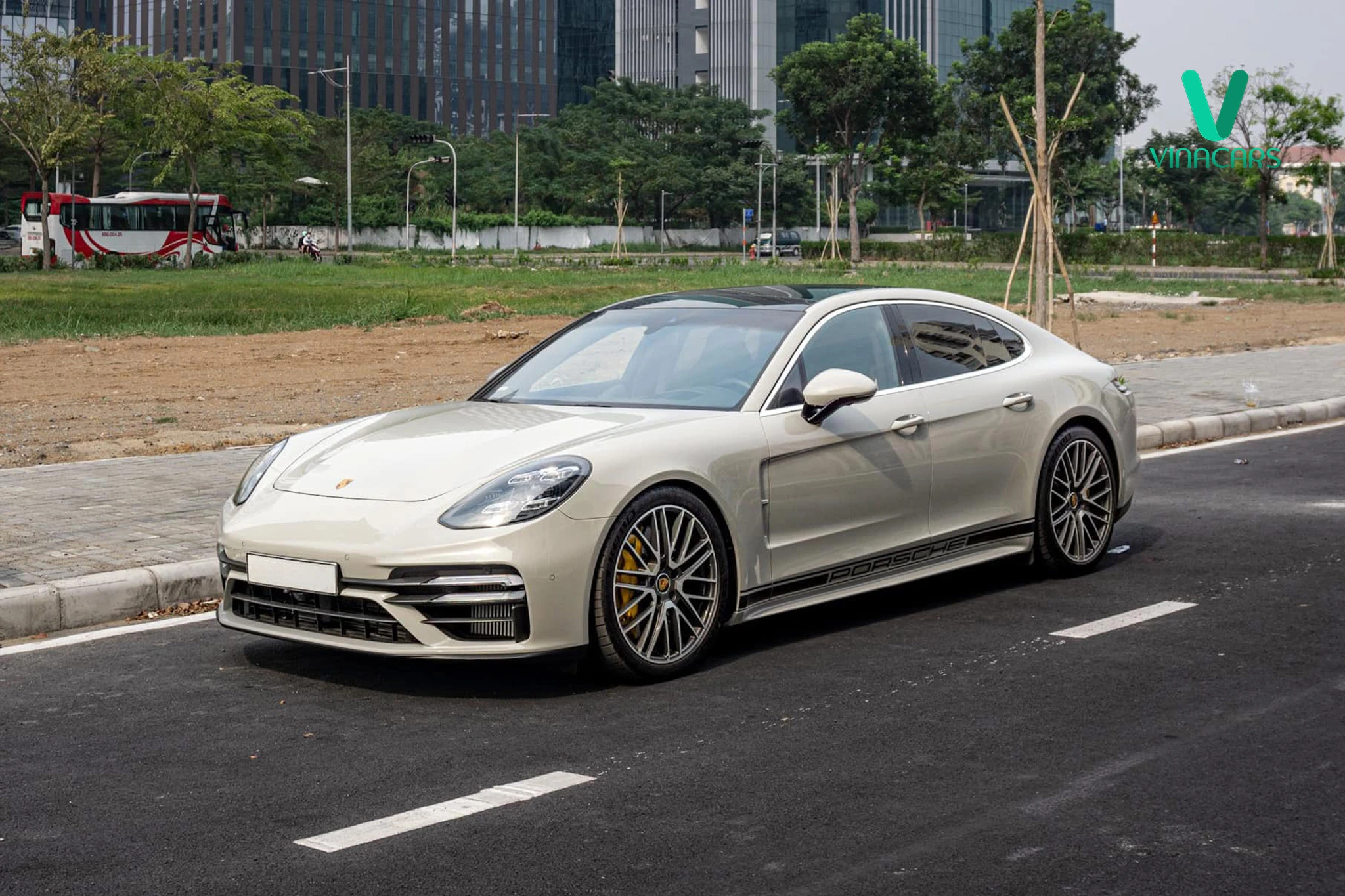 Porsche Panamera Turbo S 2022