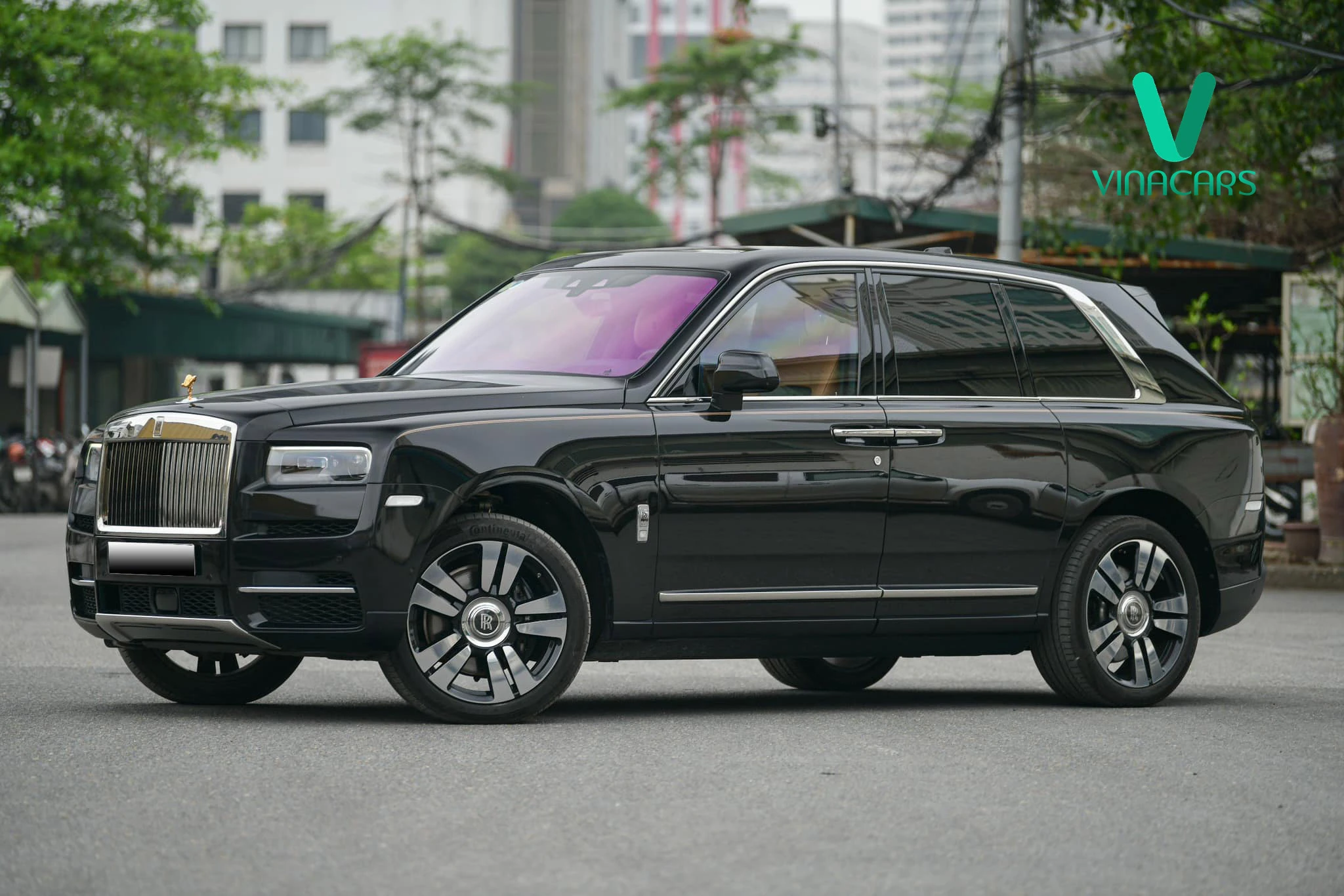 Rolls Royce Cullinan 2021