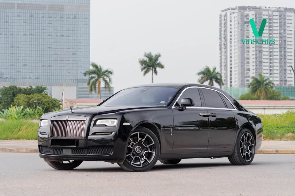 Rolls-Royce Ghost Black Badge Series II 2016