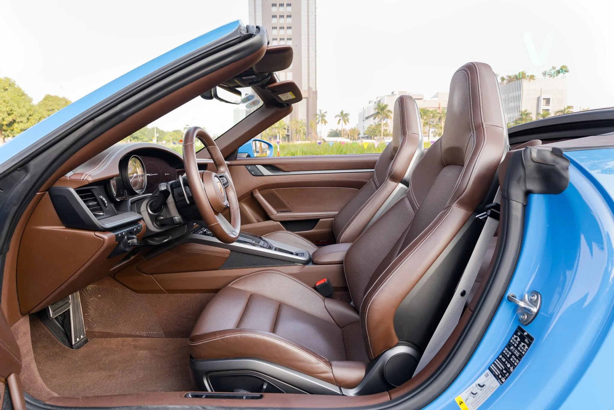 Porsche 911 Cabriolet GTS 2021