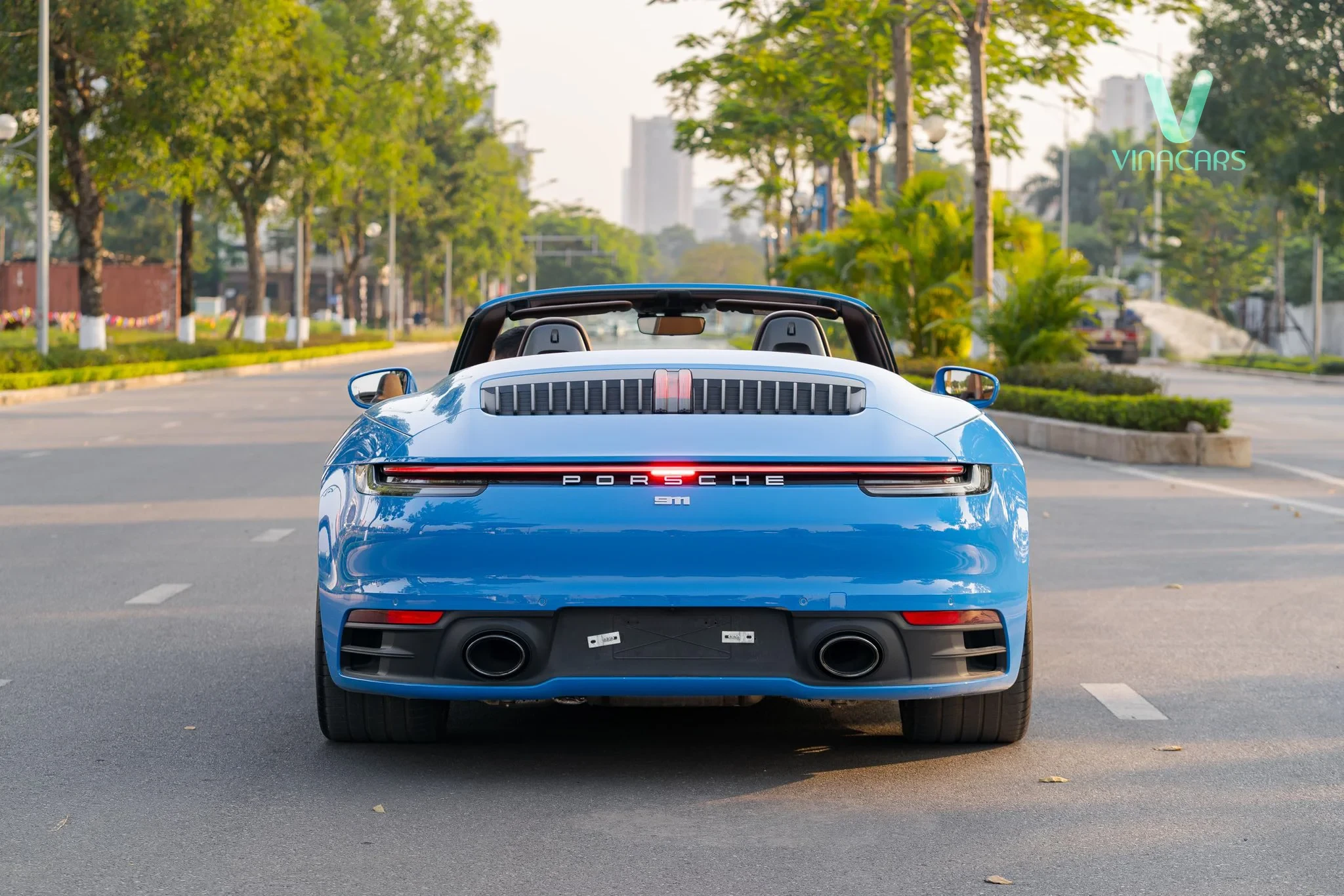 Porsche 911 Cabriolet GTS 2021