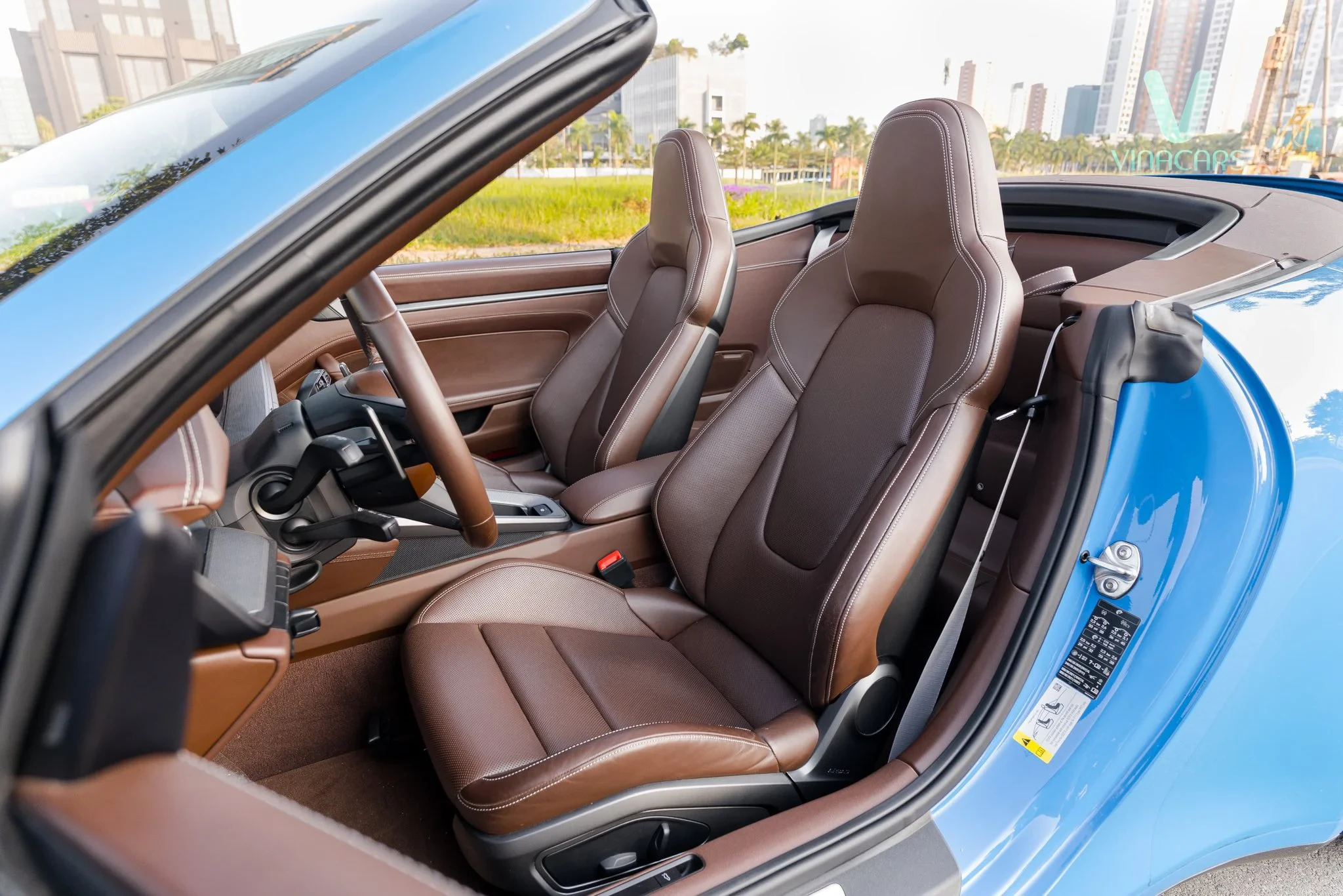 Porsche 911 Cabriolet GTS 2021