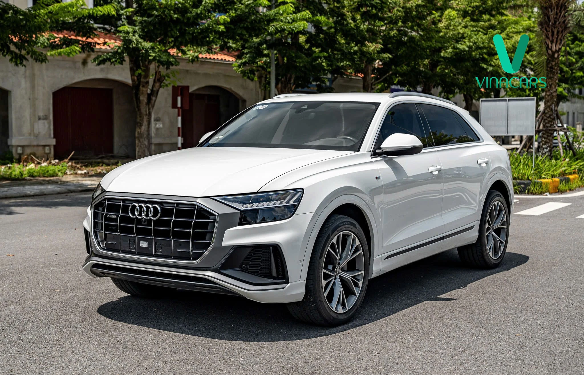 Audi Q8 55 TFSI 2023