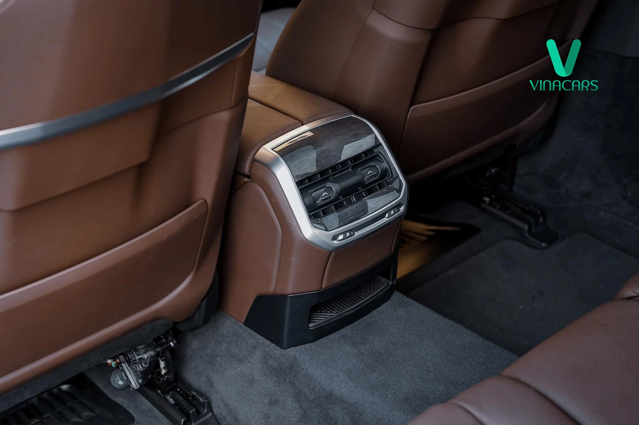 BMW 735Li Pure Execllence 2023
