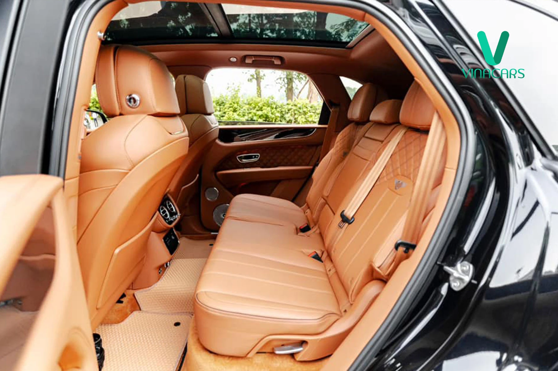 Bentley Bentayga First Edition 2021