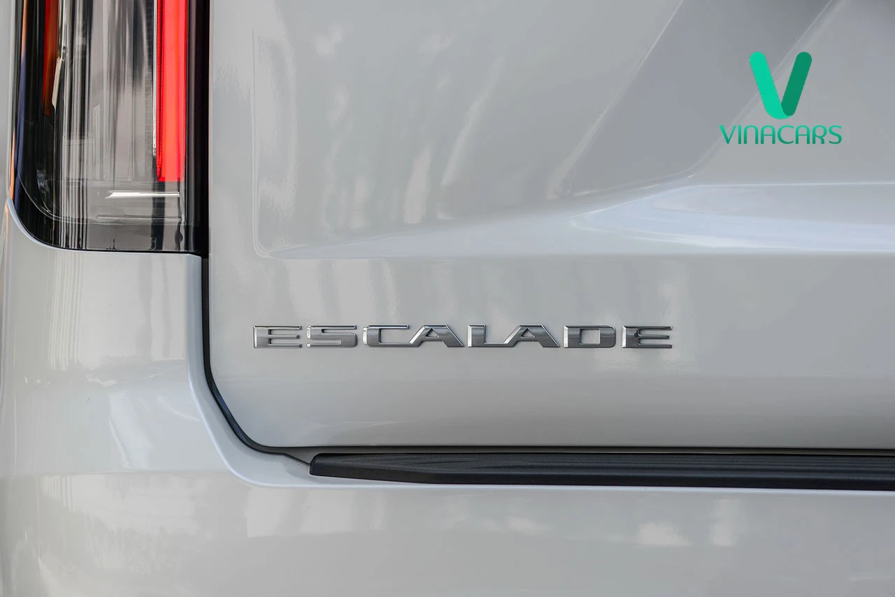 Cadillac Escalade ESV Premium Luxury 600D 2024