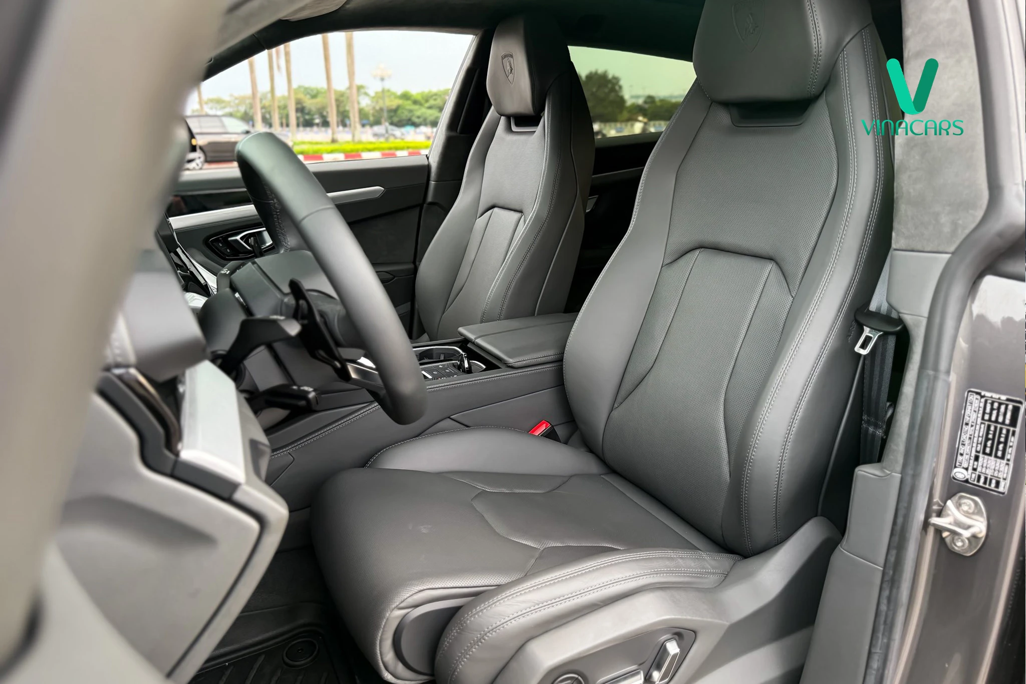 Lamborghini Urus 2022 4 seats 2023