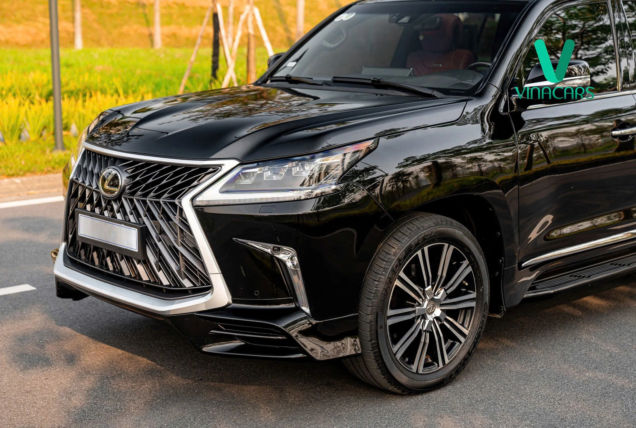 Lexus LX570 MBS 2019