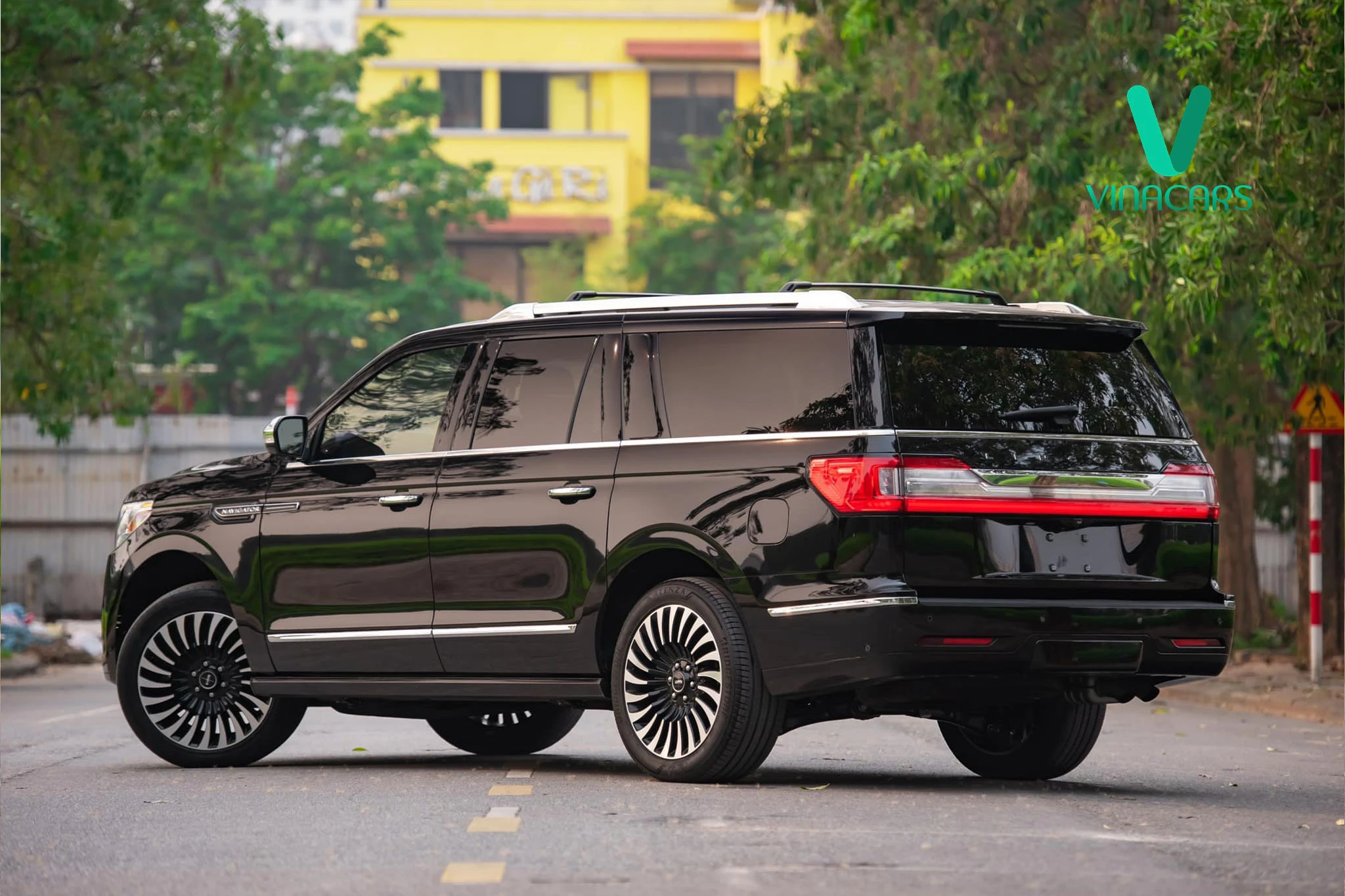 Lincoln Navigator Black Label L 2022