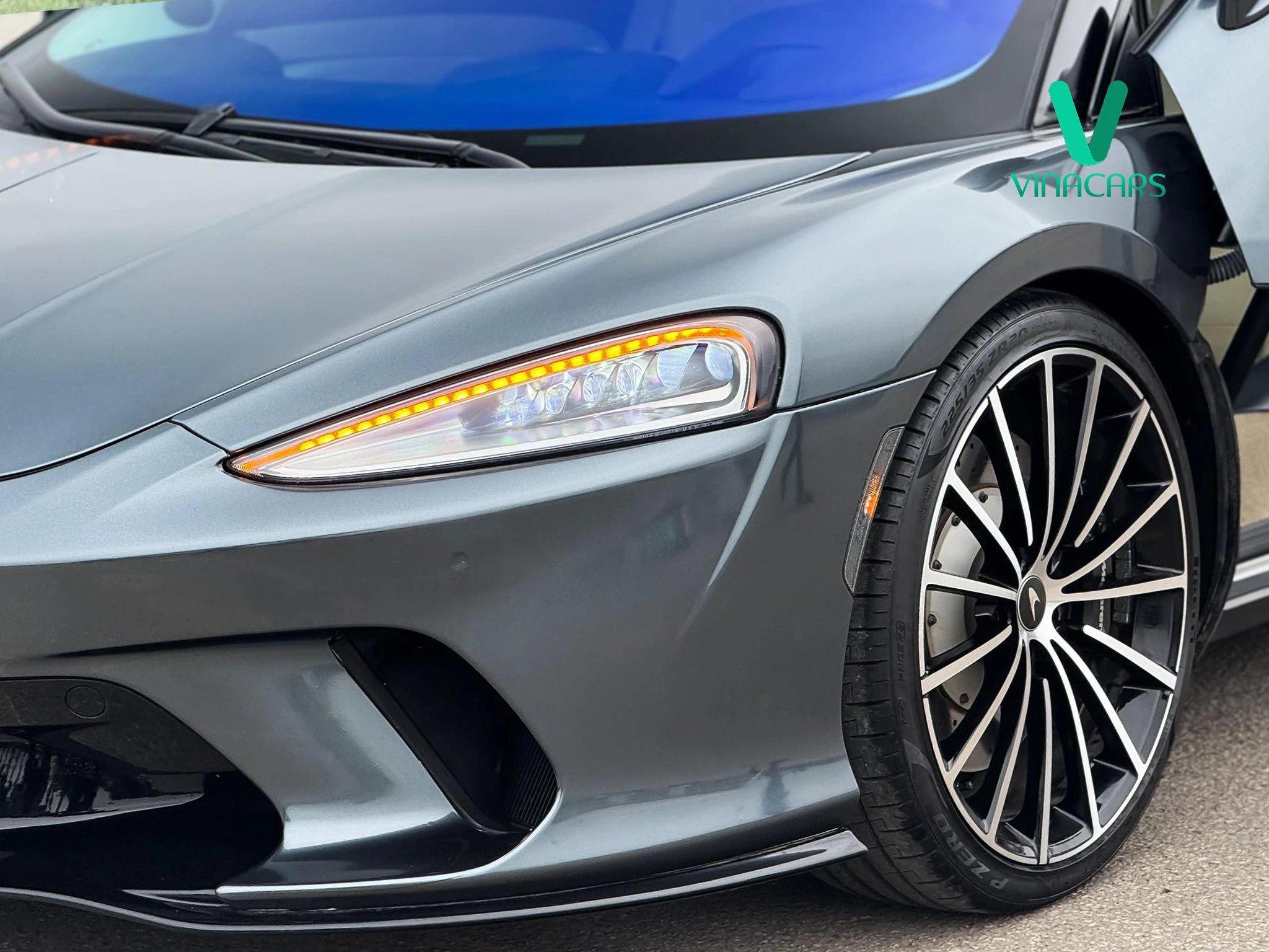 McLaren GT 2020