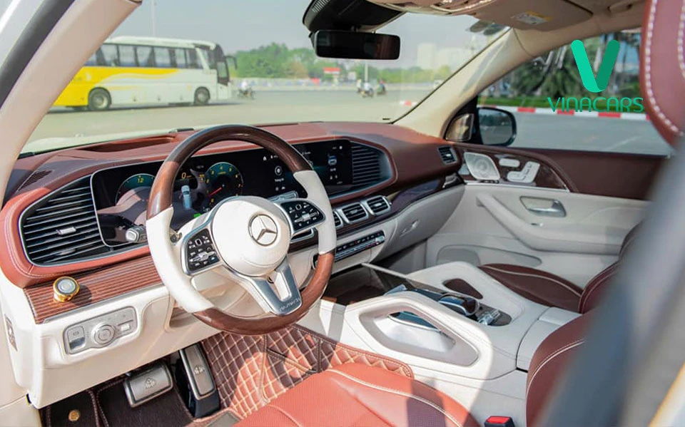 Mercedes-Benz GLS600 MayBach 2024