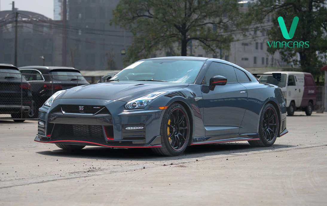 Nissan GT-R R35 Nismo 2024