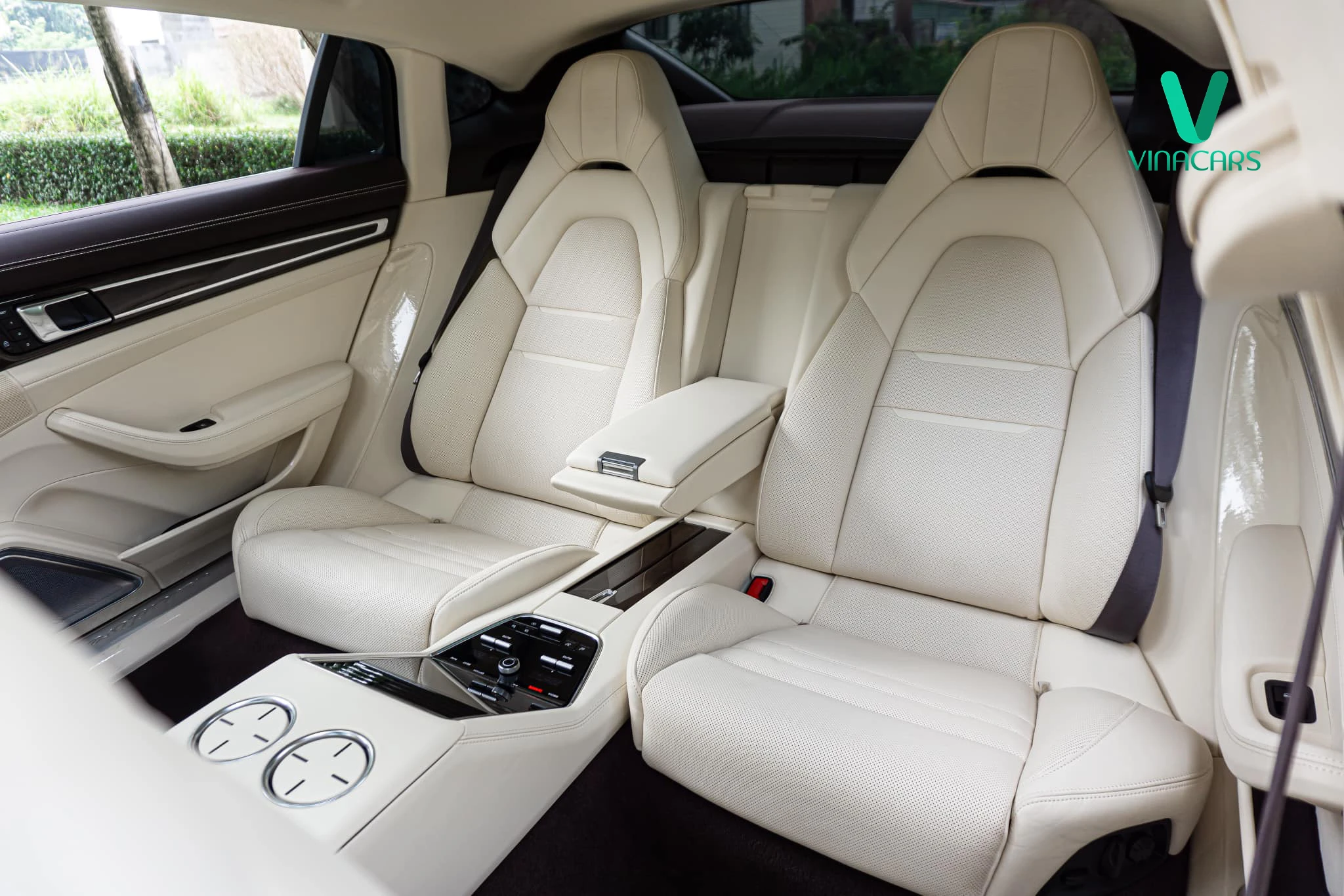 Porsche Panamera 4 Executive 2023