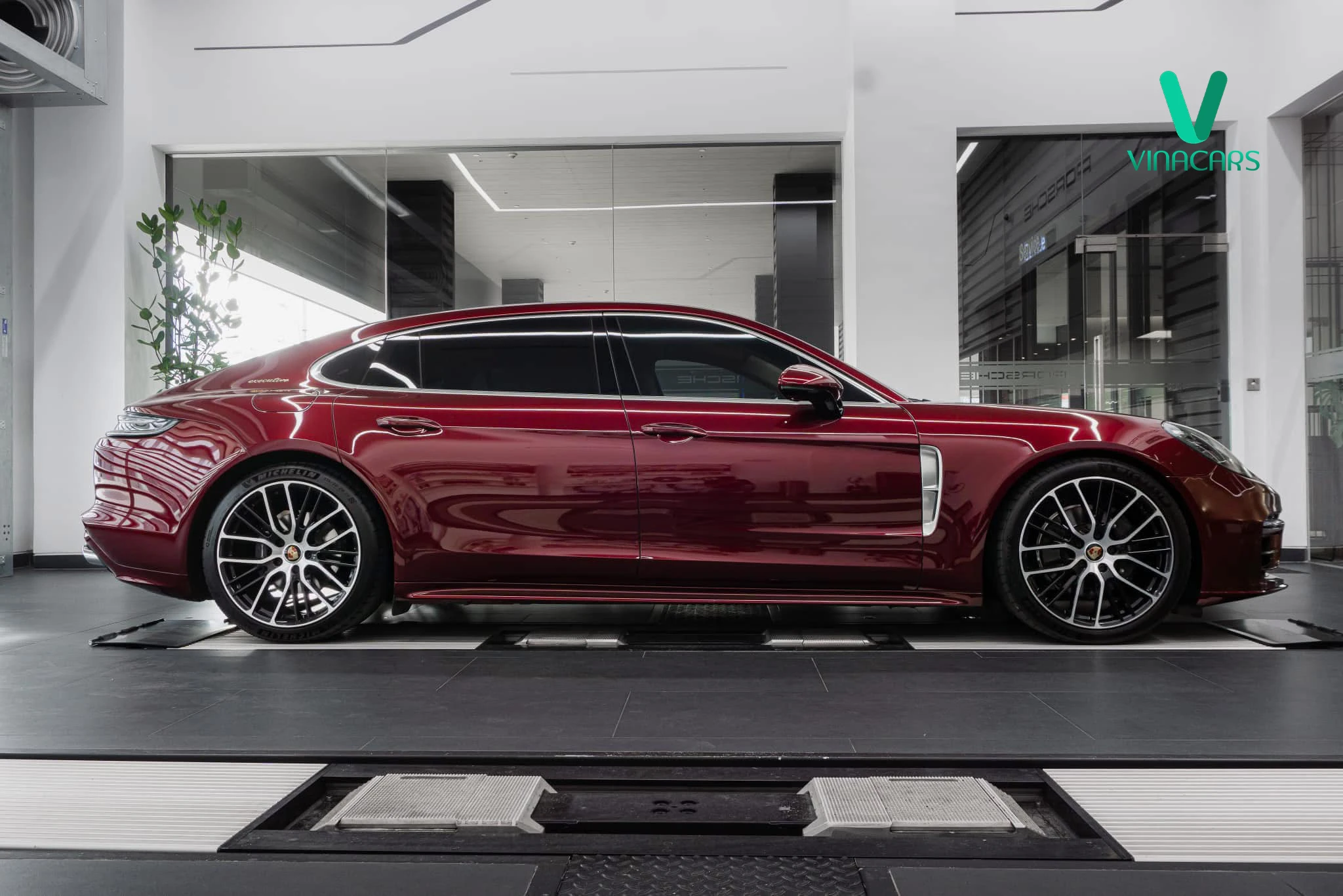 Porsche Panamera 4 Executive 2023