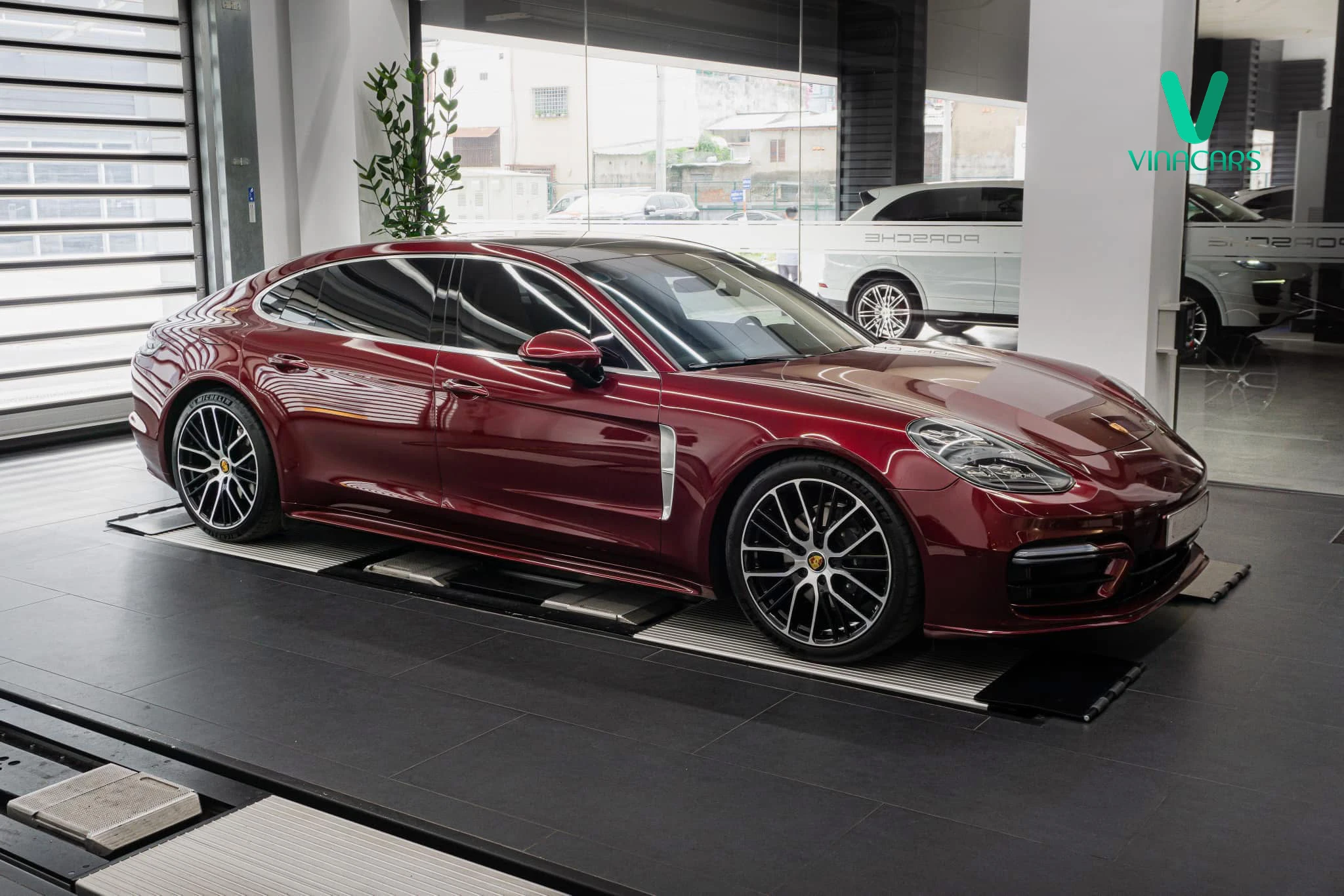 Porsche Panamera 4 Executive 2023