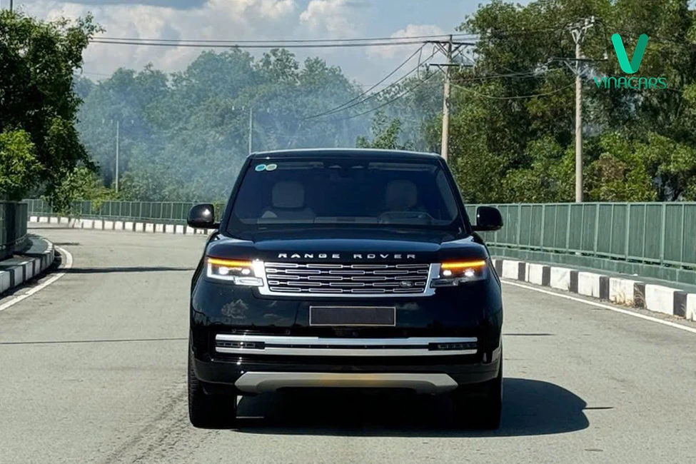 Range Rover SWB P400 First Edition 2024