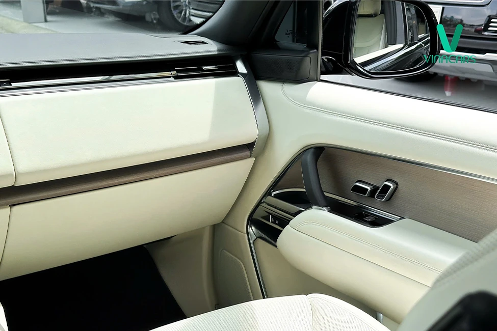 Range Rover SWB P400 First Edition 2024