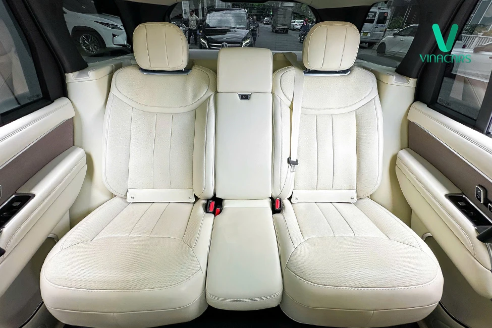 Range Rover SWB P400 First Edition 2024