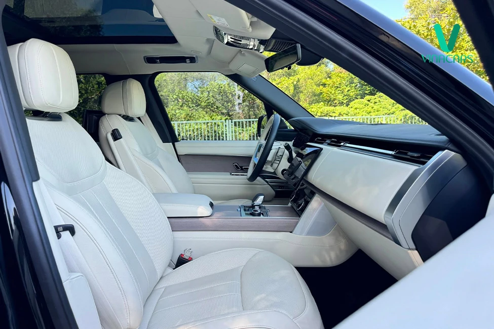 Range Rover SWB P400 First Edition 2024