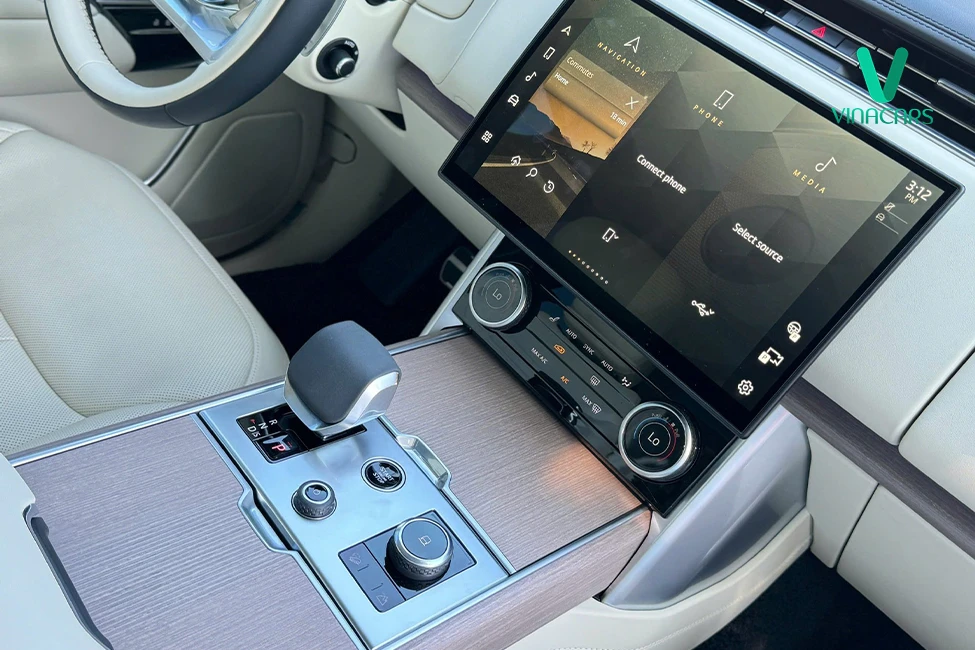 Range Rover SWB P400 First Edition 2024