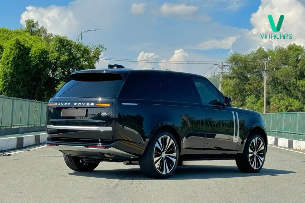 Range Rover SWB P400 First Edition 2024