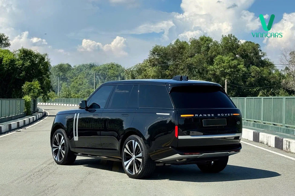 Range Rover SWB P400 First Edition 2024