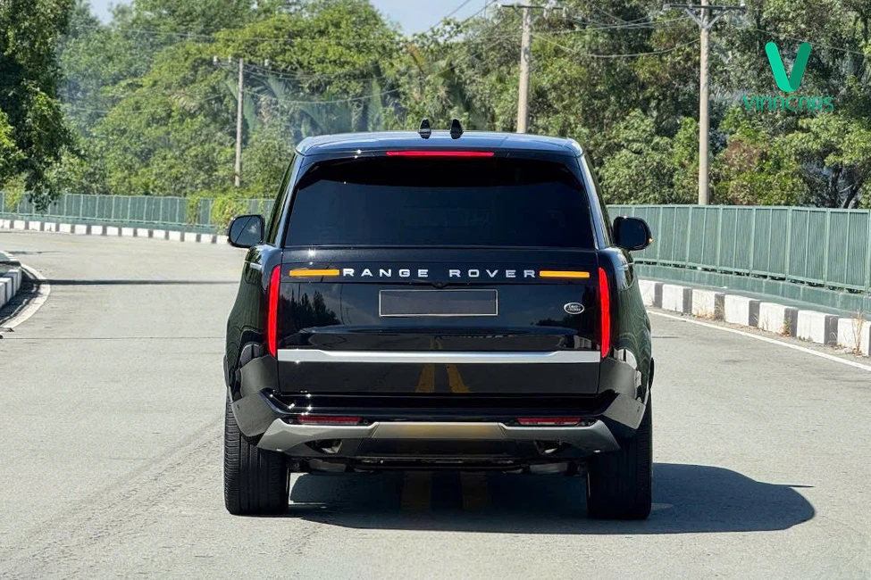 Range Rover SWB P400 First Edition 2024