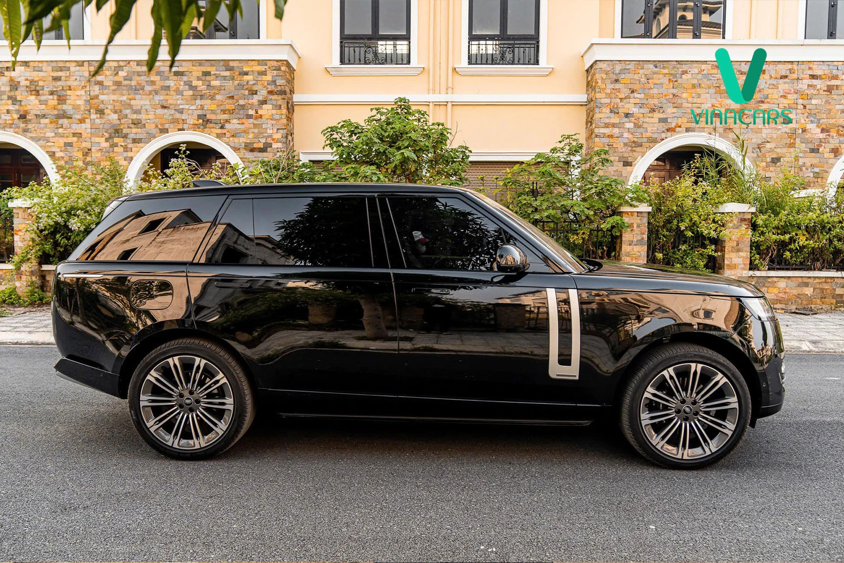 Range Rover Autobioghraphy LWB 3.0 L460 2023