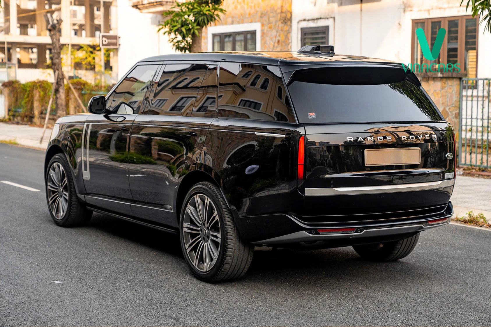 Range Rover Autobioghraphy LWB 3.0 L460 2023