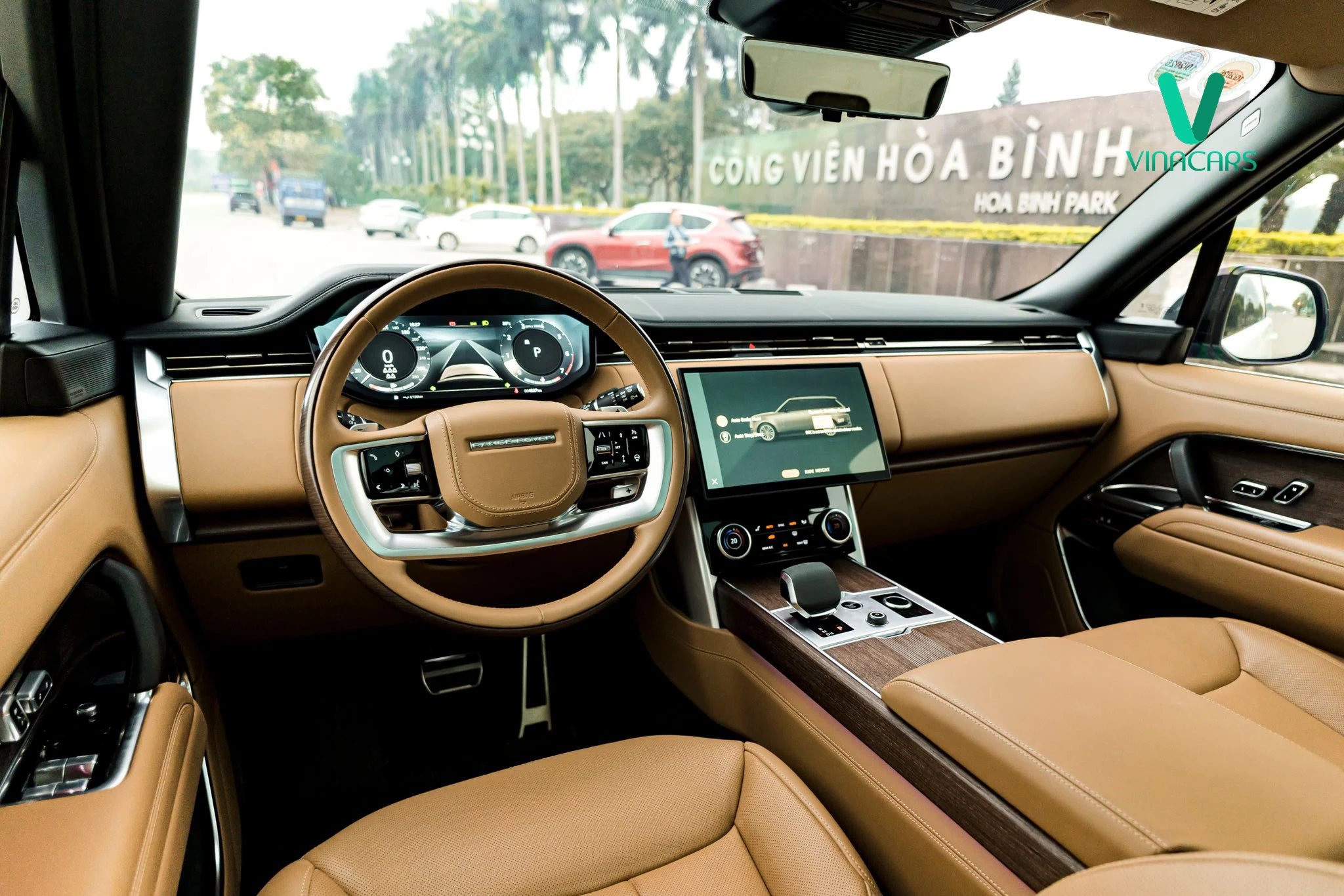 Range Rover SE LWB P400 Model 2025