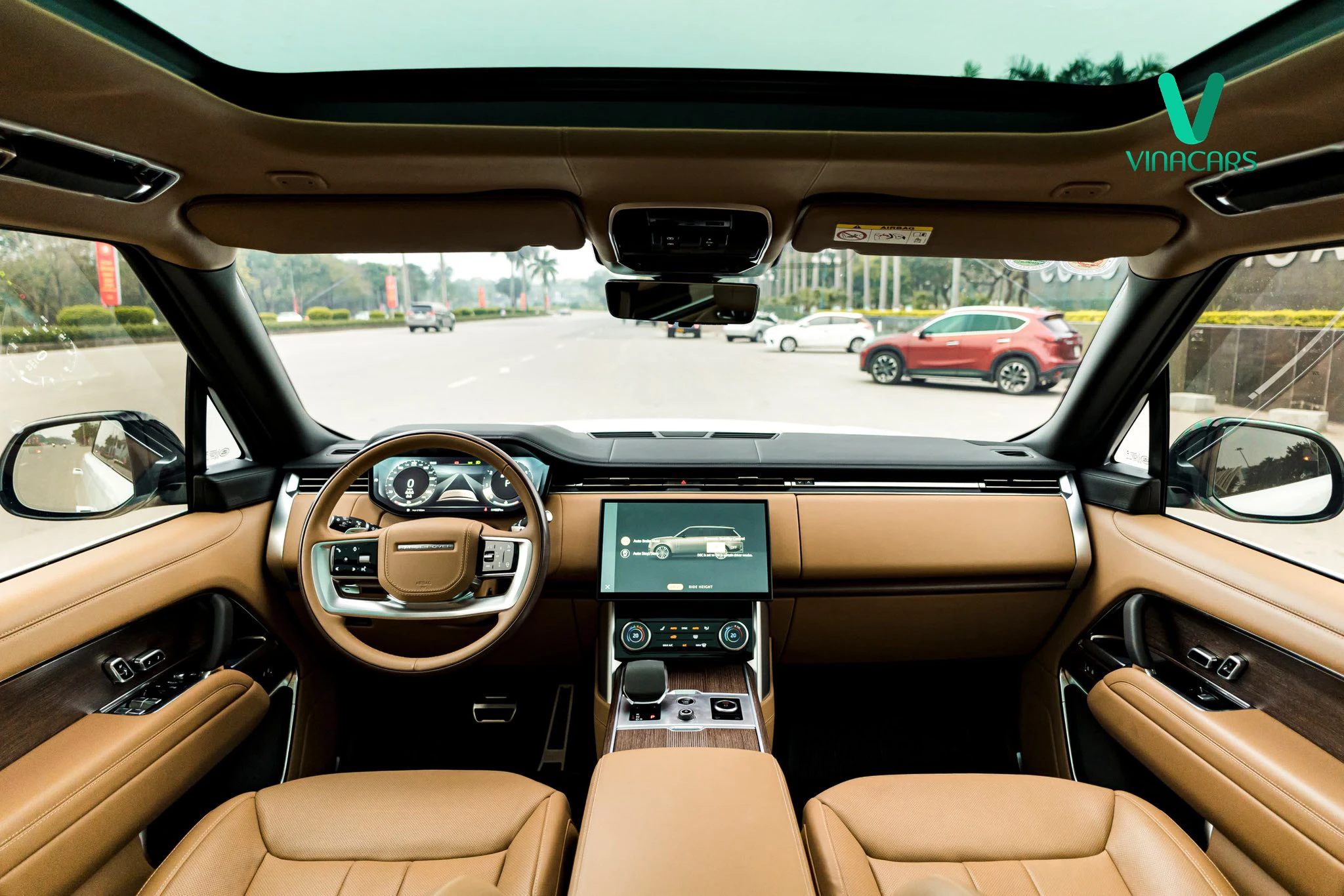 Range Rover SE LWB P400 Model 2025