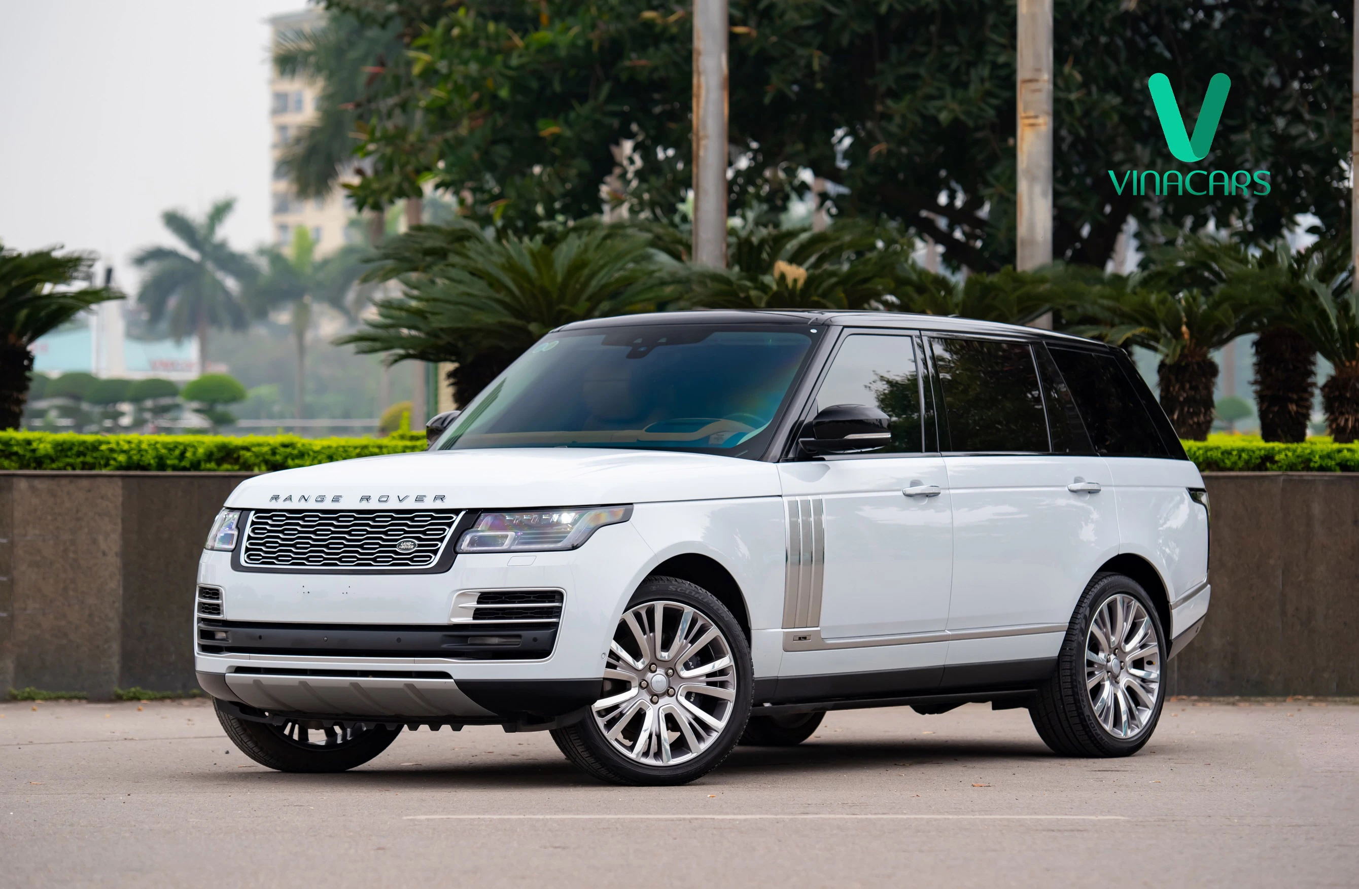 Range Rover SV Autobiography 3.0 LWB 2021