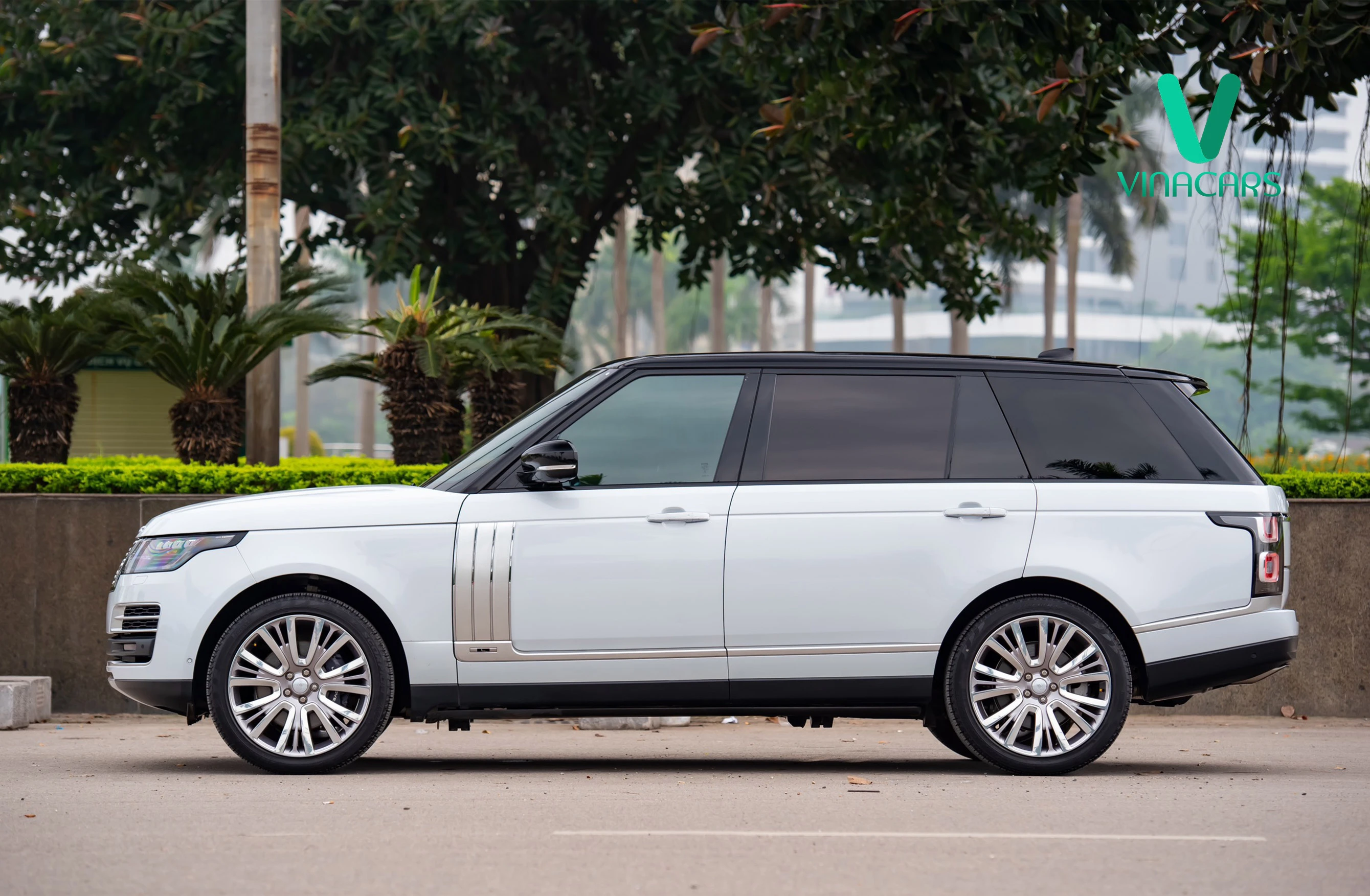 Range Rover SV Autobiography 3.0 LWB 2021