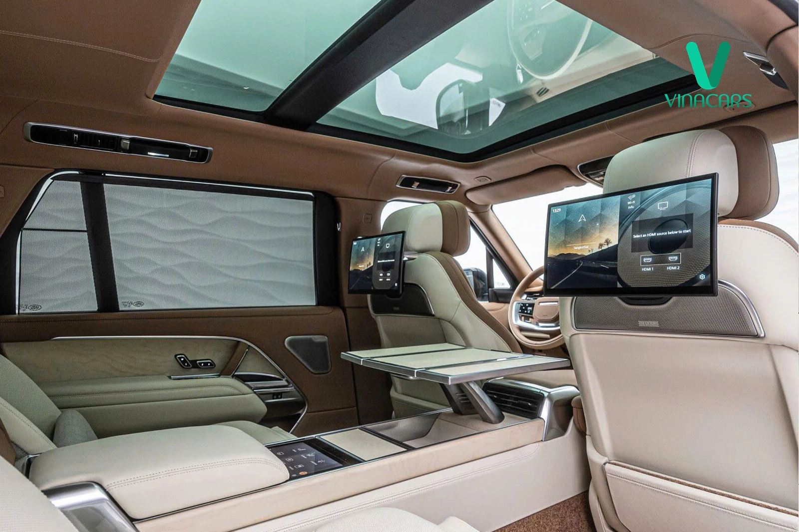 Range Rover SV  P615 2025