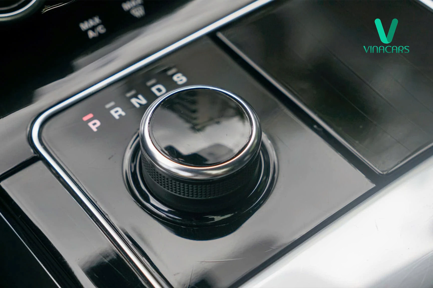 Range Rover Velar R-Dynamic P300 SE 2019