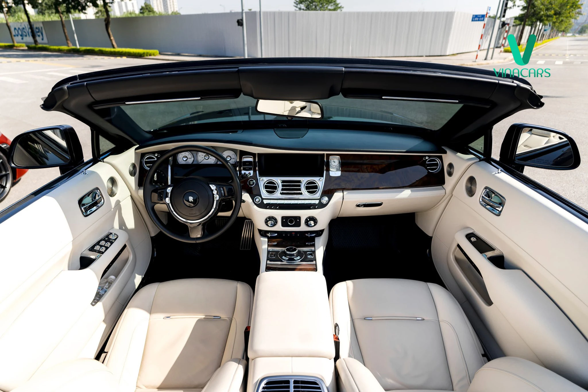 Rolls Royce Dawn 2017