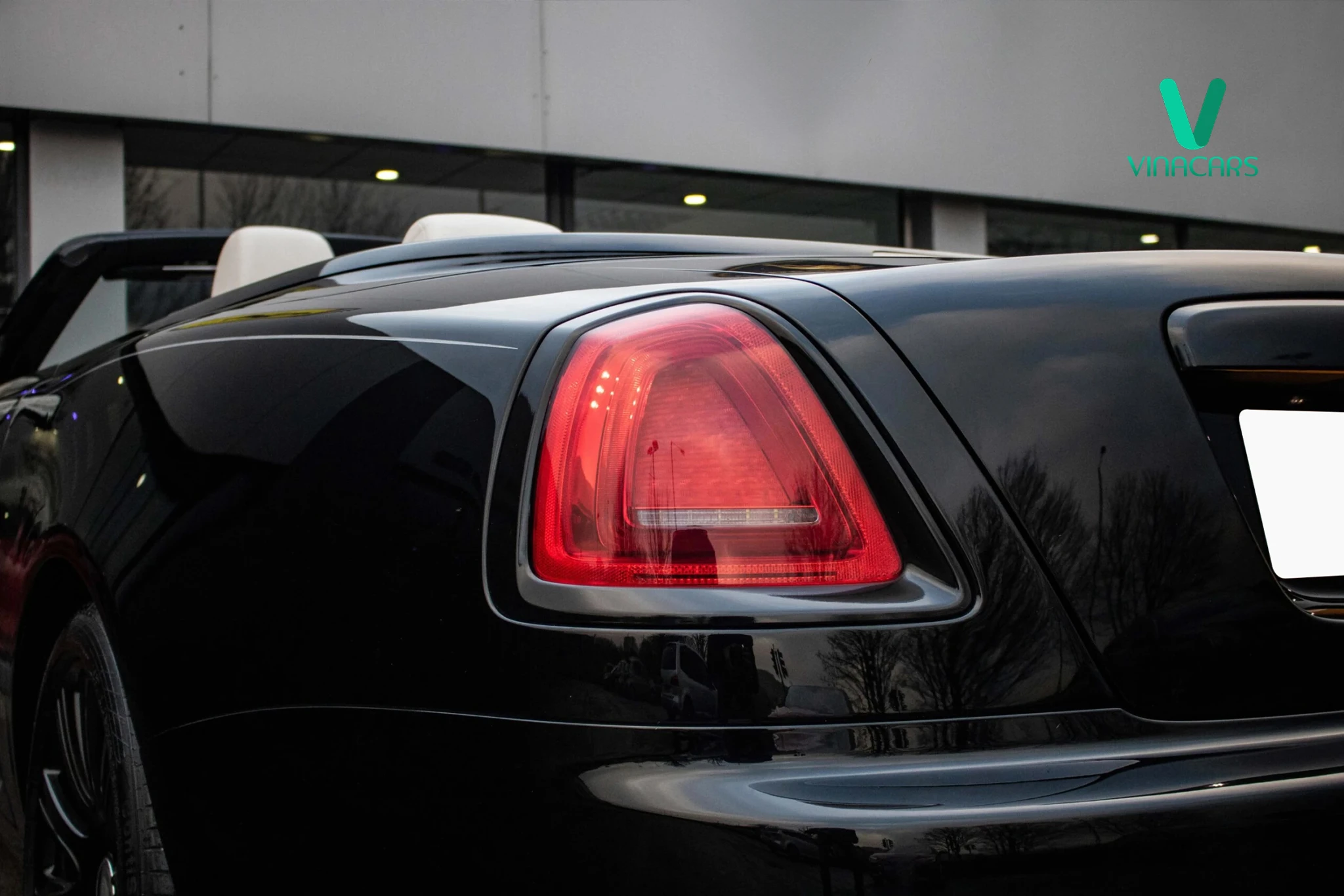 Rolls Royce Dawn 2017