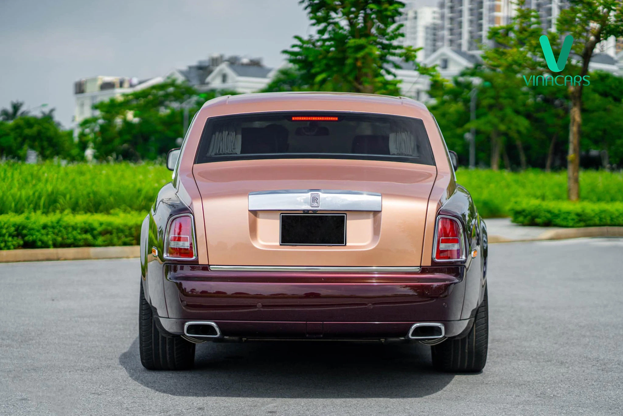 Rolls Royce Phantom Dong Son Collection EWB 2015