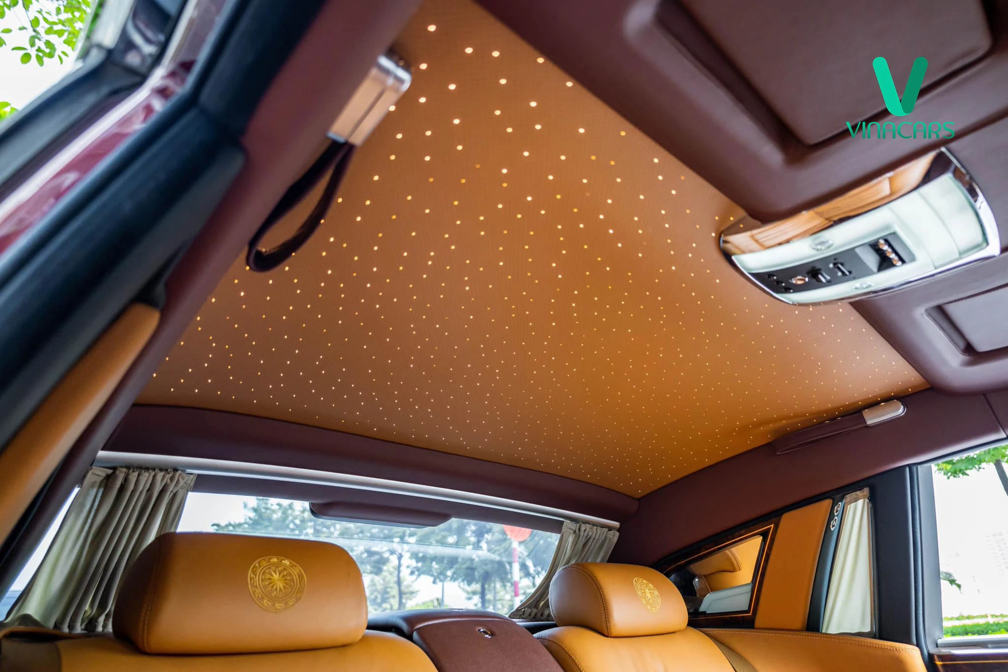 Rolls Royce Phantom Dong Son Collection EWB 2015