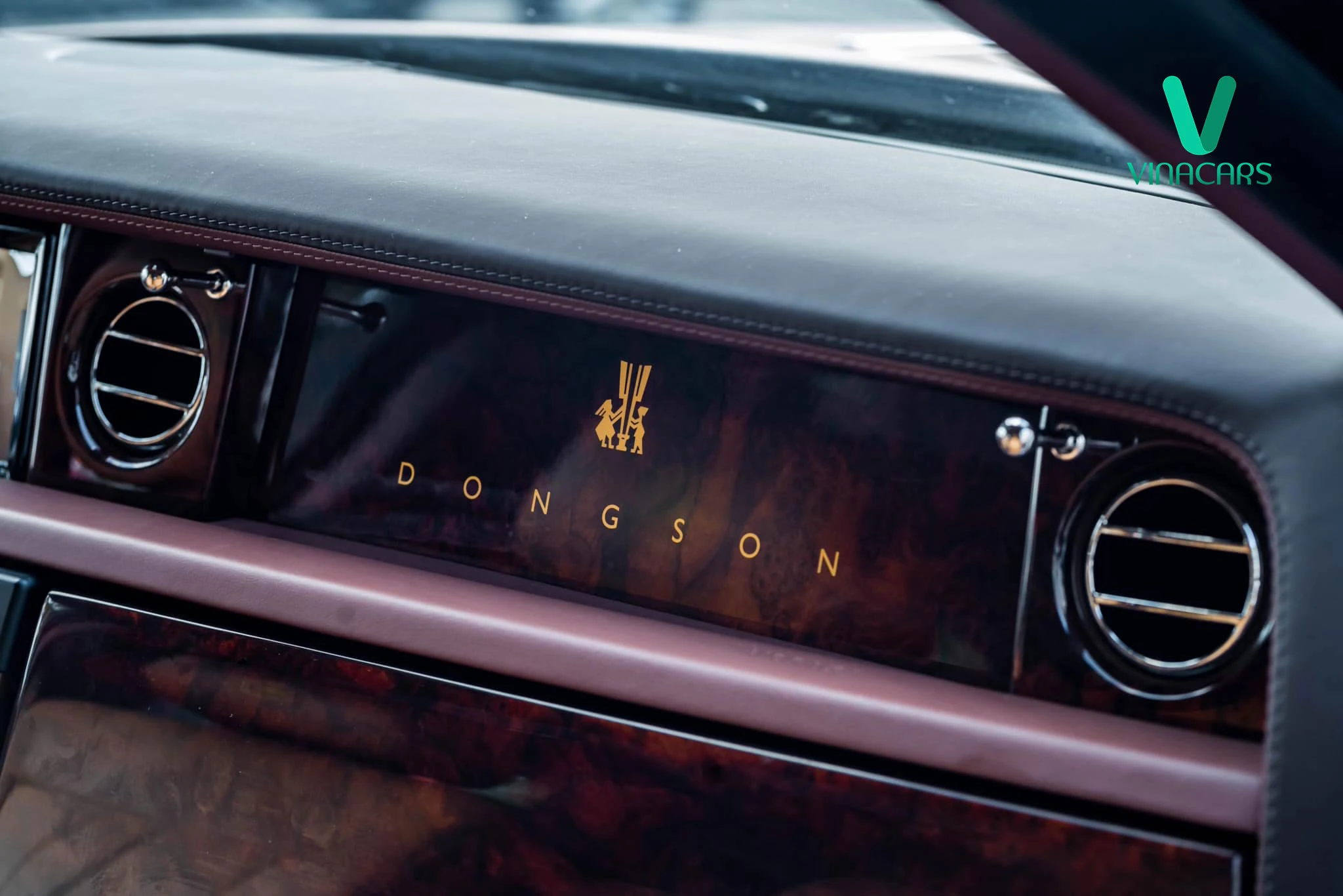 Rolls Royce Phantom Dong Son Collection EWB 2015