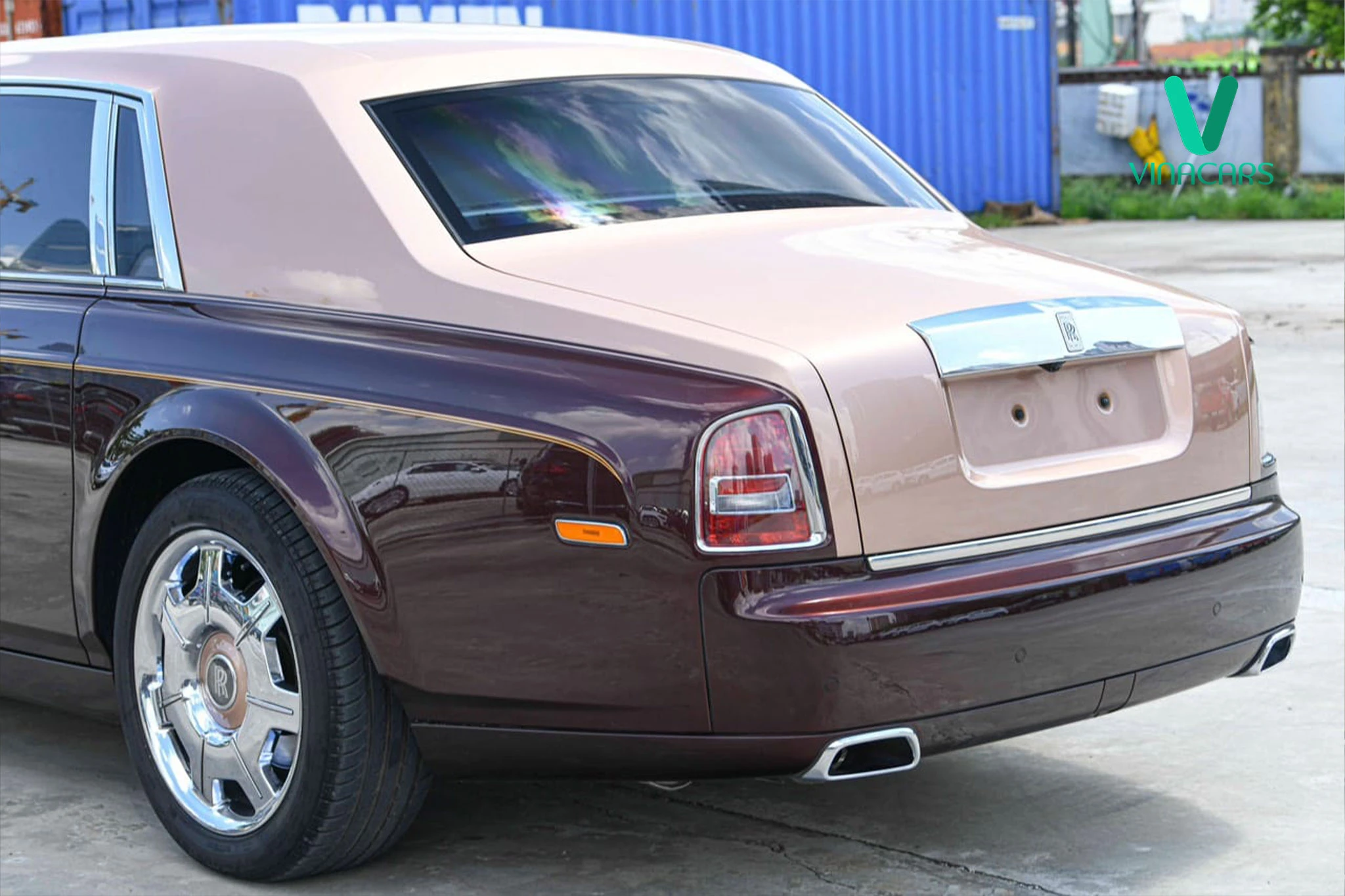Rolls Royce Phantom Dong Son Collection EWB 2015