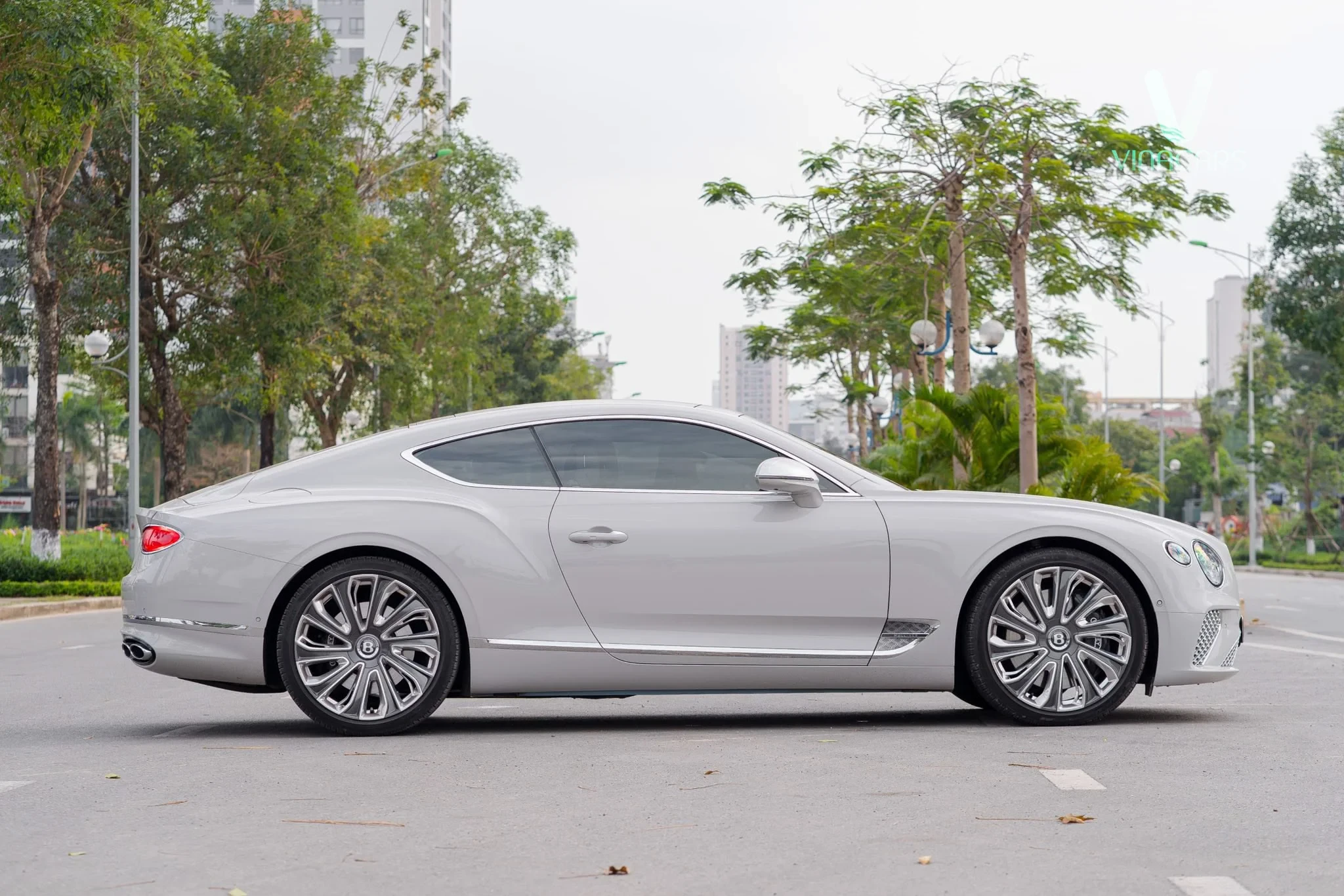 Bentley Continental GT V8 Mulliner 2022