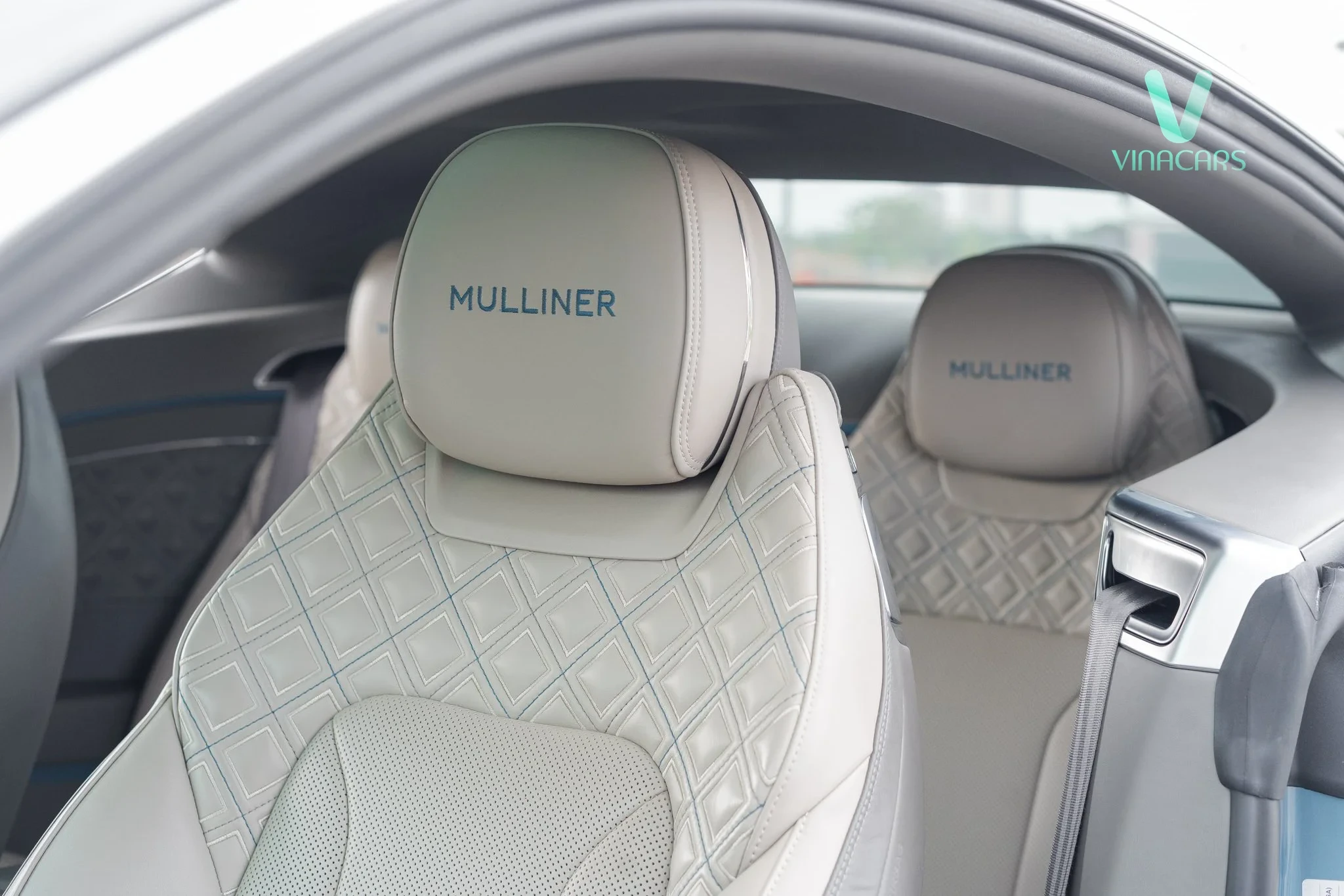 Bentley Continental GT V8 Mulliner 2022